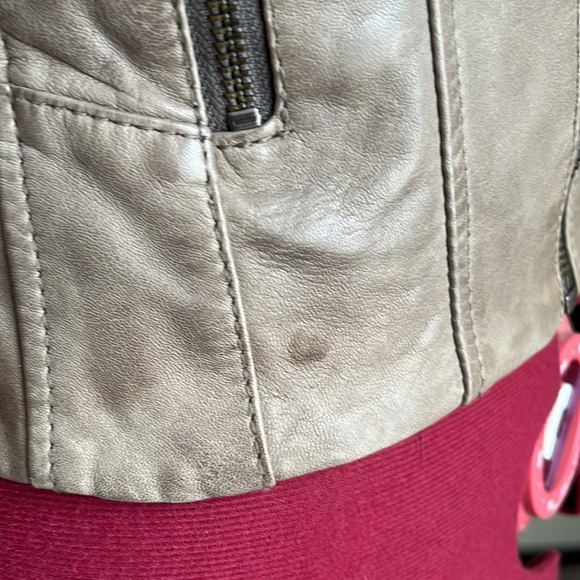 Genuine leather jacket - Picture 5 of 10